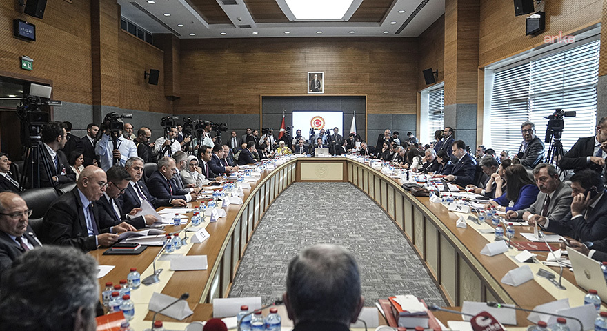 İYİ Parti’den “çerçeve yasa” teklifine muhalefet şerhi: “Teklifin tümü maddeleriyle birlikte bir ihanet metnidir”